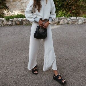 Sincerely Jules Thick Knit Sweater Pull On Pants Medium Originally $80